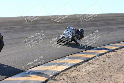 media/Dec-06-2024-CVMA Friday Practice (Fri) [[e1d1c5d4fc]]/4-Group 4 and Trackday/Session 5 (Bowl)/